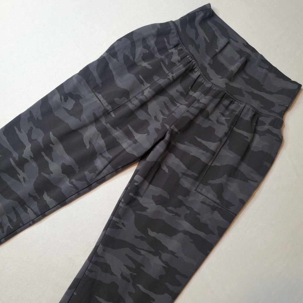 Athleta Womens Size S Salutation Camo Jogger Pants High Rise Gray 627874